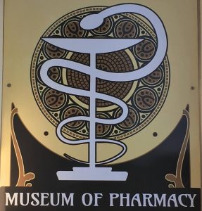 muzeul de farmacie
